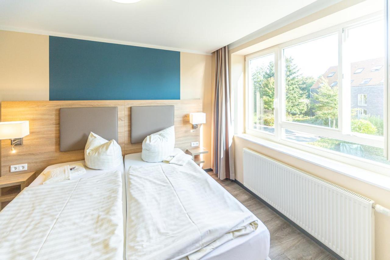 Hotel Ruegenblick Stralsund Exterior photo
