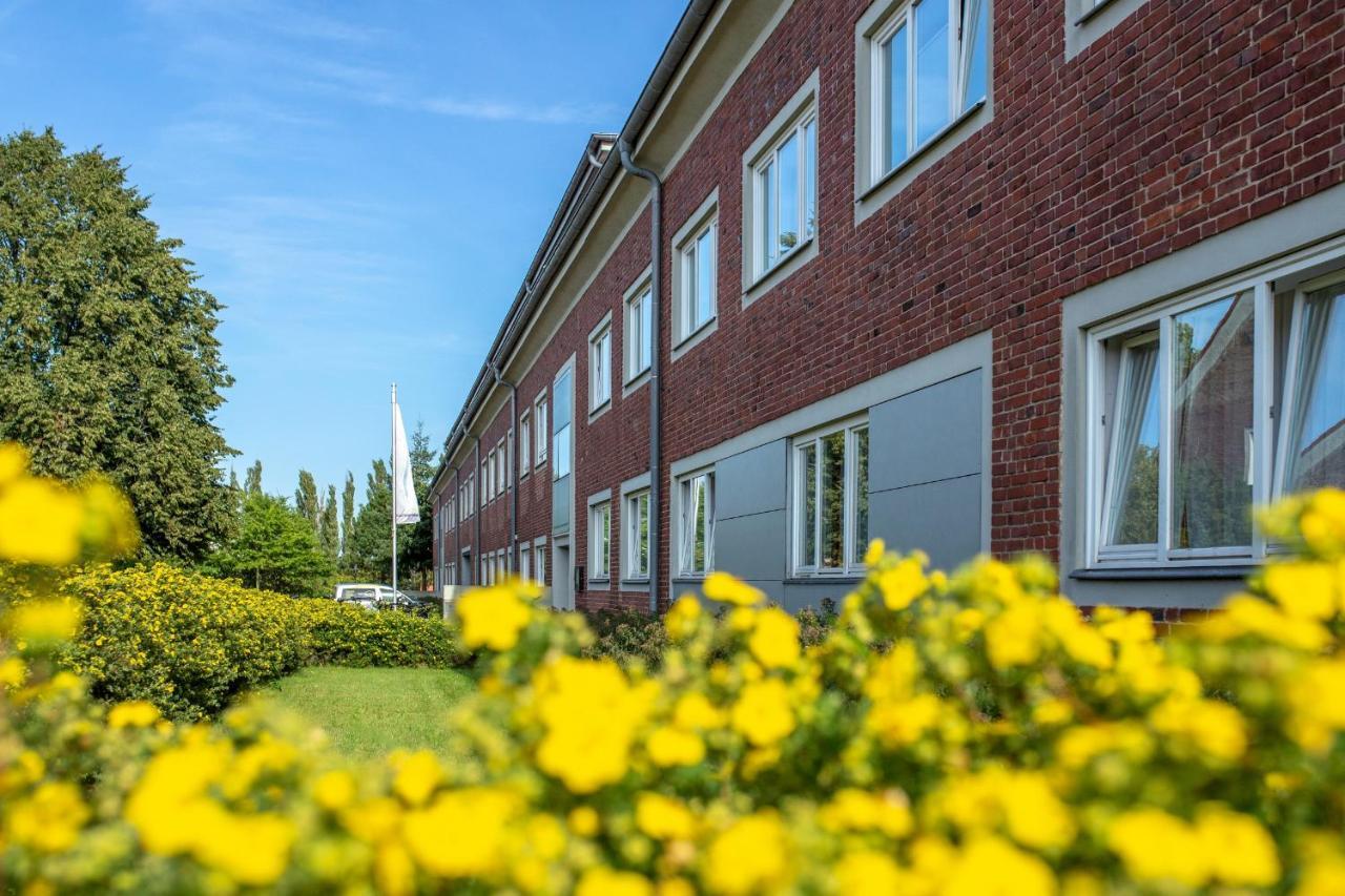 Hotel Ruegenblick Stralsund Exterior photo