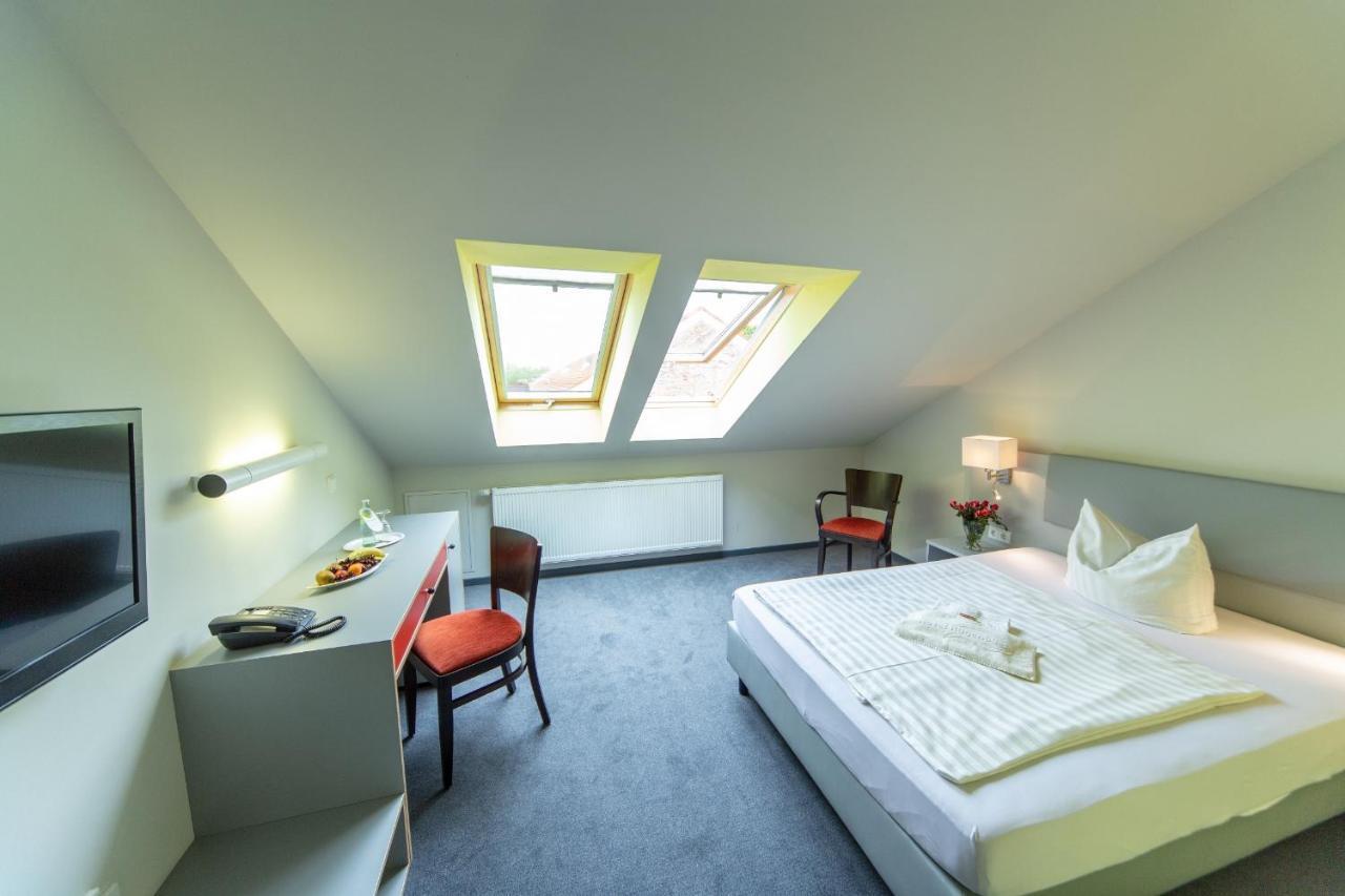 Hotel Ruegenblick Stralsund Exterior photo